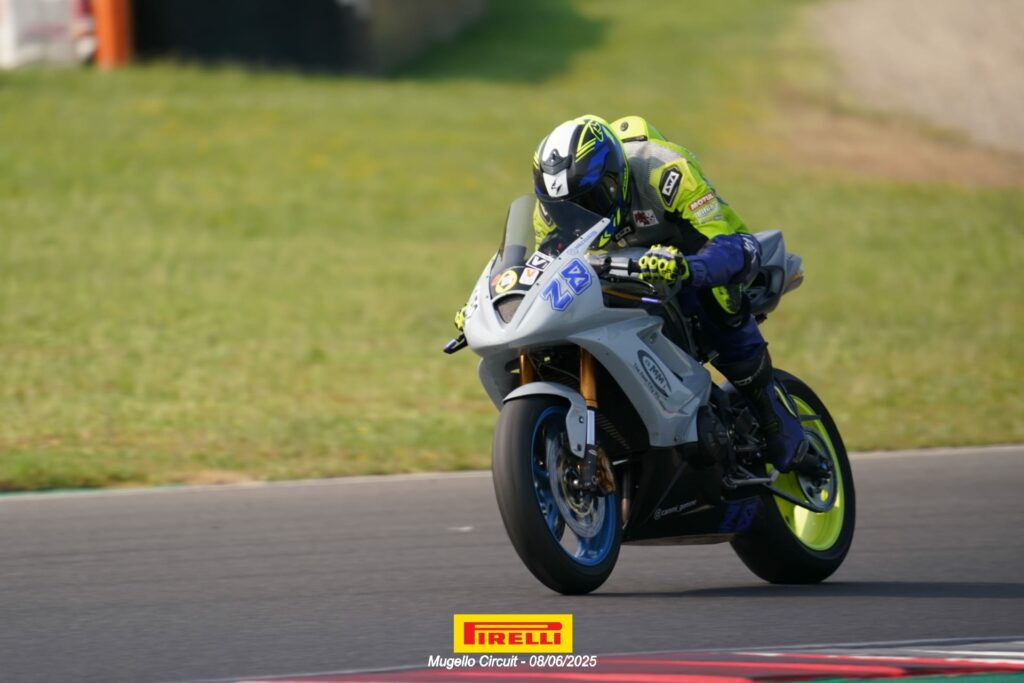 moto in pista